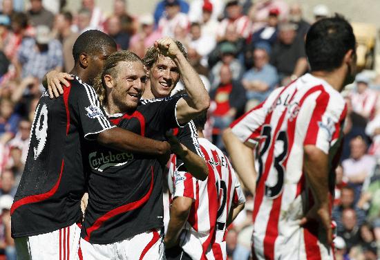 仅4分钟！舍瓦利耶成为法国国家队近90年来首秀丢球最快门将（开场仅4分钟遭破门！舍瓦利耶创法国队近90年门将首秀最快丢球纪录）