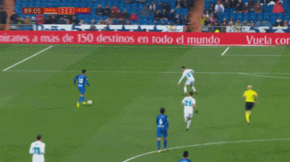 战三镇替补出场，依木兰完成山东泰山一线队首秀